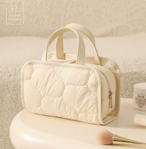 Cloud Pouch｜雲朵旅行化妝包